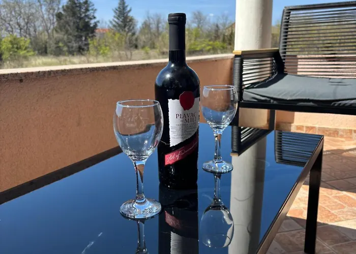 بيت للعطل Novosel *